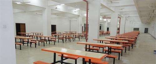 雷山县中等职业学校