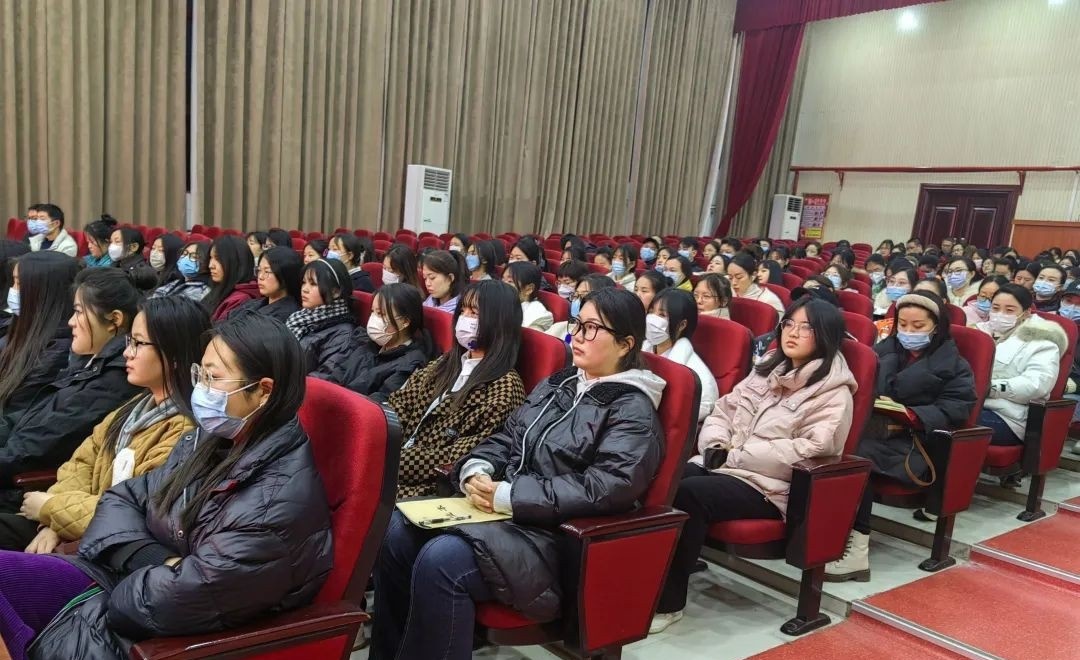 商丘幼儿师范学校