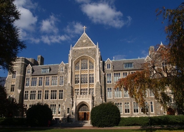 乔治城大学