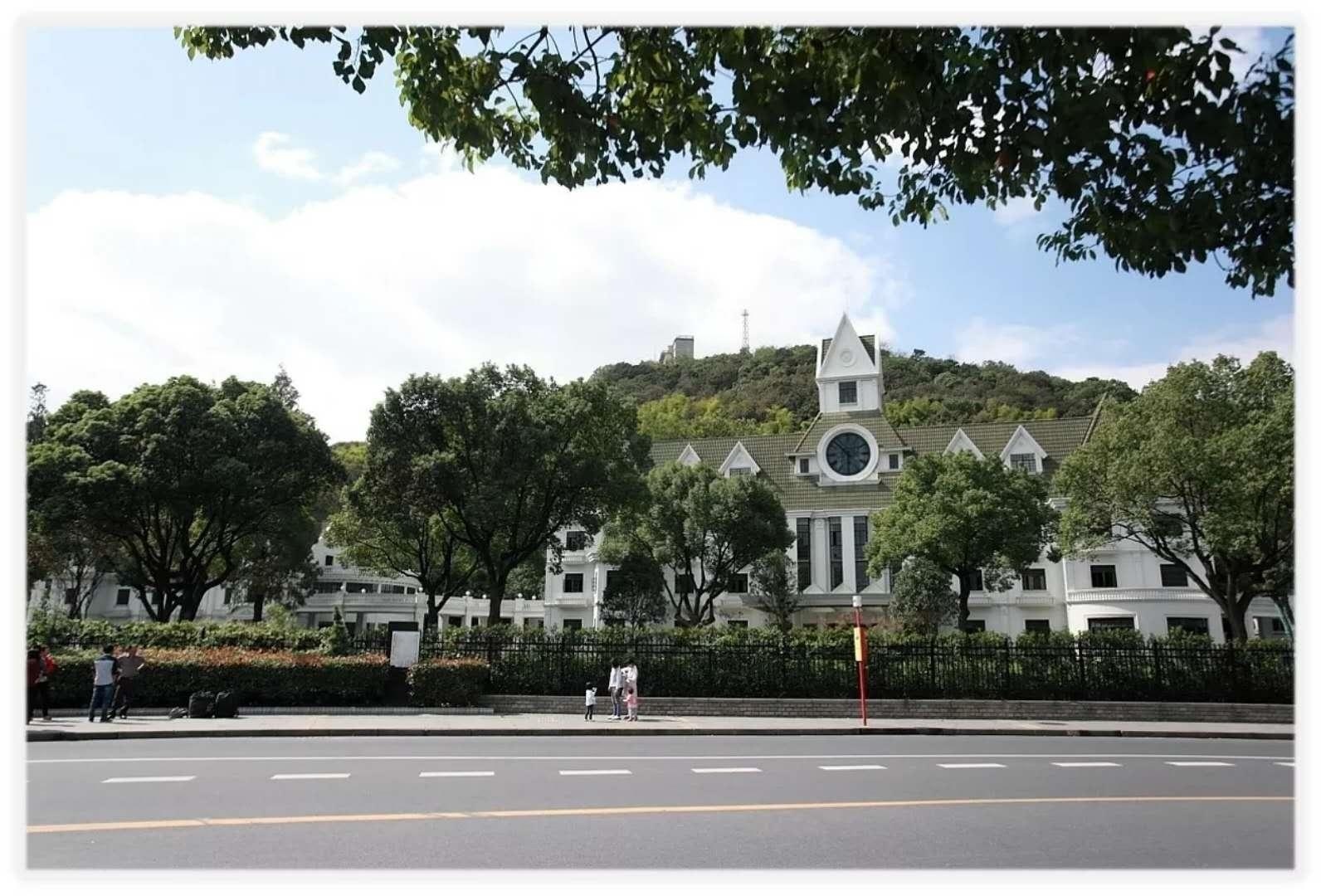 上海阿德科特学校.jpg