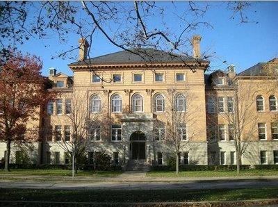 伊利诺伊大学香槟分校：工程学院