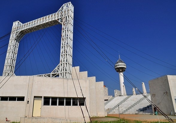 苏兰拉工业大学
