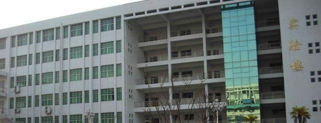 鄂东职业技术学院7