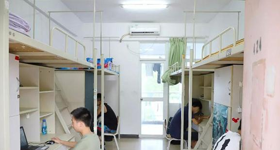 成都实用工程技术学校