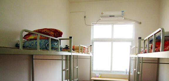 方城机电信息中等职业学校2021年宿舍条件