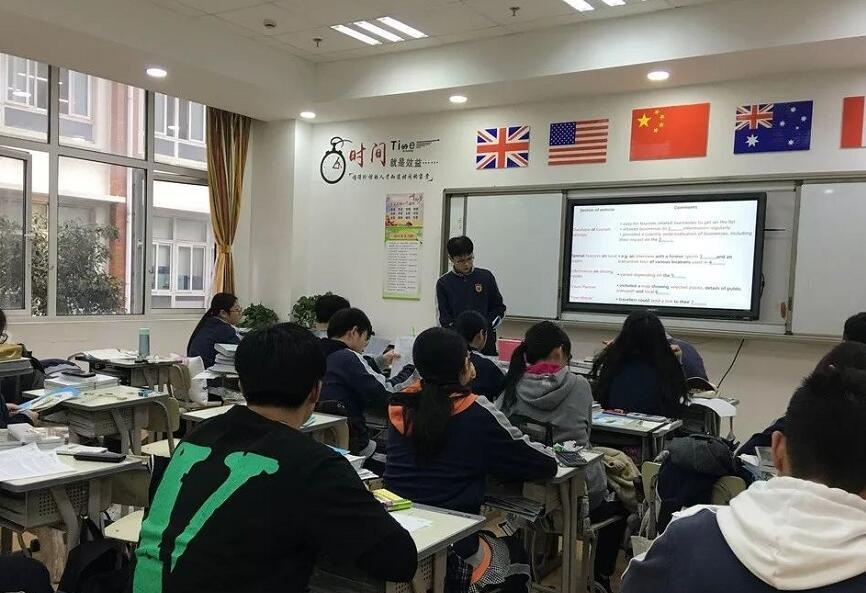 上海金苹果剑桥语言课程教学活动.jpg