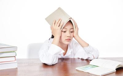 胆量小