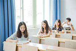 学校支持