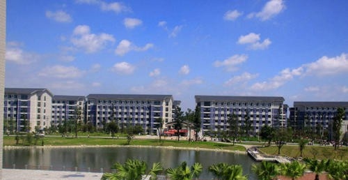 成都广播电视中等专业学校2021年学费、收费多少