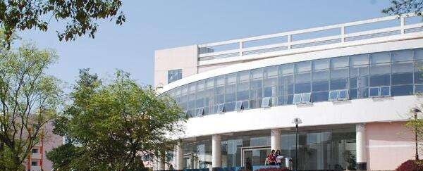 郑州卫生健康职业学院