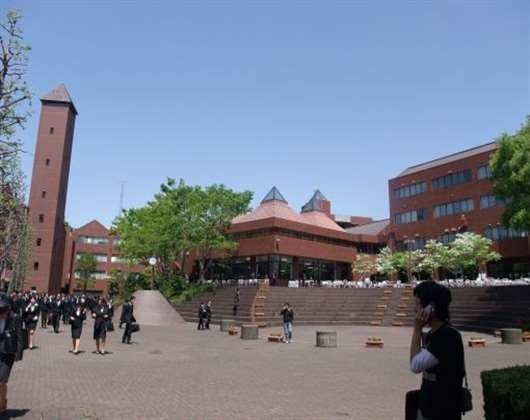 四国学院大学
