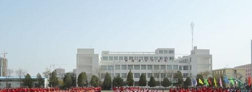 甘肃理工中等专业学校