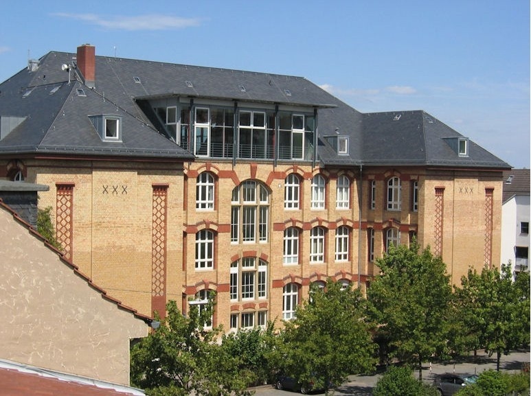宾根应用技术大学