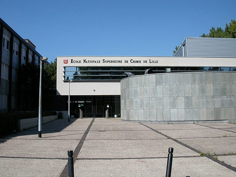 里尔国立高等化工学校