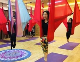郑州泰晟瑜伽培训学院