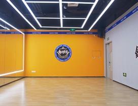 无锡舞动步落街舞中心