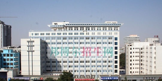 甘肃省卫生学校