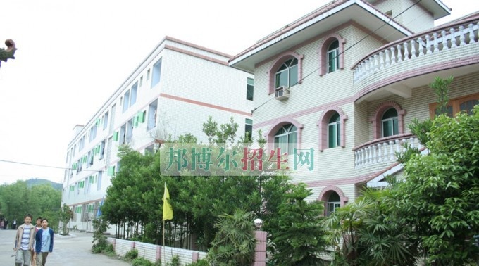 重庆立事信息工程学校地址在哪里