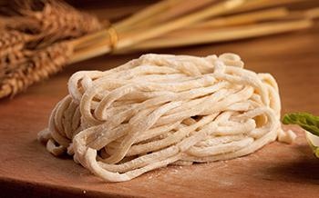 日本面食制作；日本料理常用蔬果的介绍；日本料理常用调味料的介绍；日本料理的五色，五味，五法