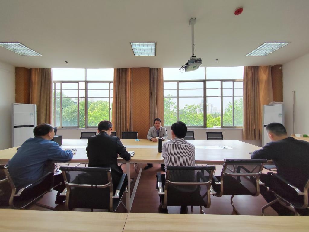 校党委常委、宣传部长来武汉工程大学继续教育学院调研和指导工作