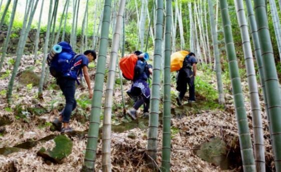 南京威雅学校户外教育