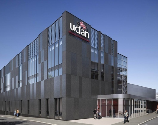 中央兰开夏大学