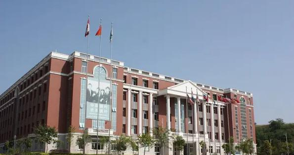 重庆耀中国际学校高中部2023年入学条件