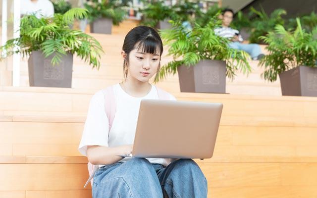 在线视频
