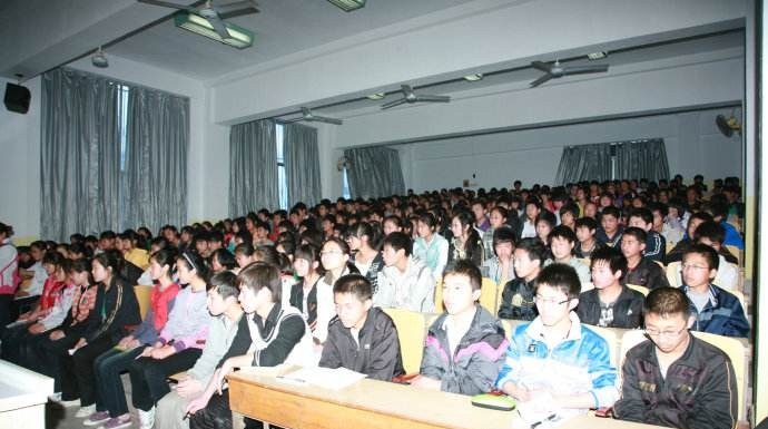 石家庄华强铁路工程中等专业学校