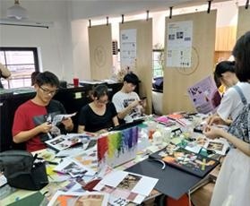 学生在实践
