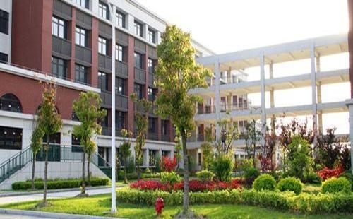 上海枫叶国际学校