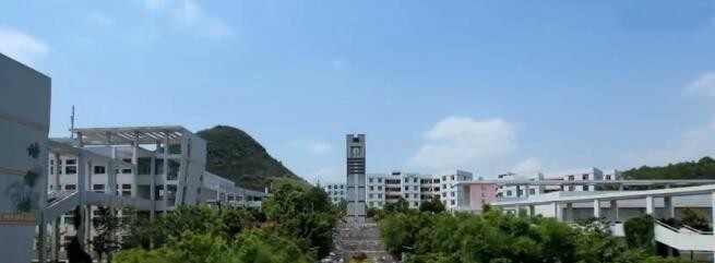 贵州兴义中学2019年报名条件、招生要求、招生对象