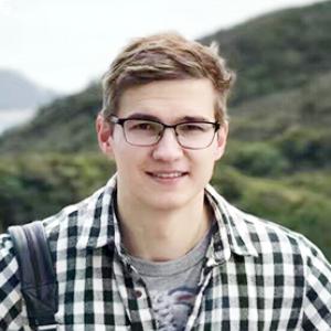 阿卡索外教网-Max Anthony