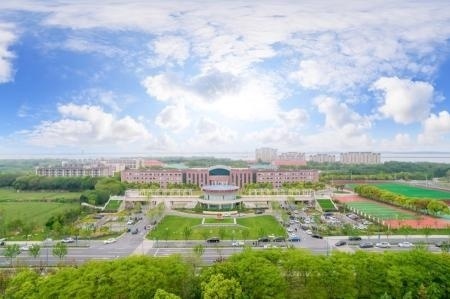 中加枫华国际学校