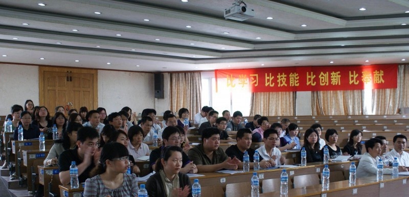 江苏吴江中等专业学校