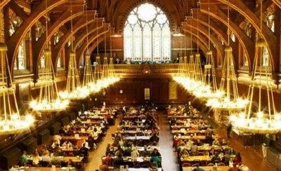 去美国读大学与在国内读清华北大本质区别在哪儿？