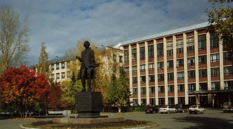 阿尔泰国立技术大学