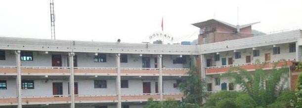 仙桃新亚电脑中等职业学校网站