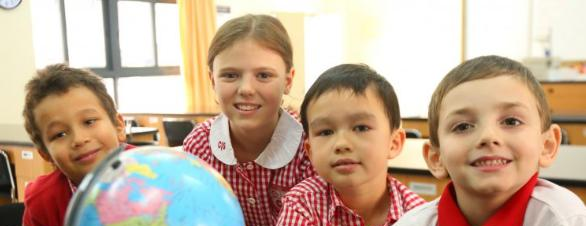 广州加拿大国际学校(CIS)初中部网站