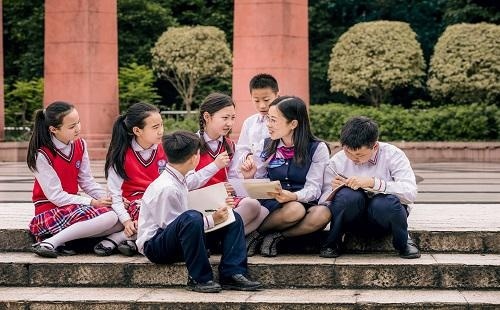 广州市黄埔区中黄外国语实验学校