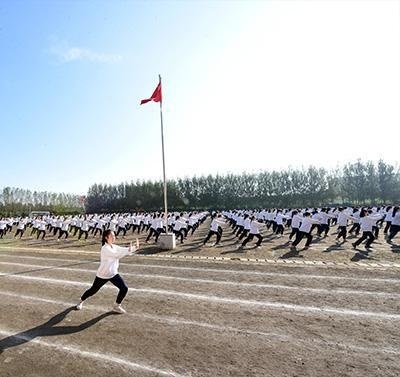 哈工大附中中加国际部