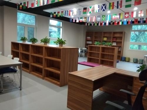 北京明诚外国语学校黄石学院