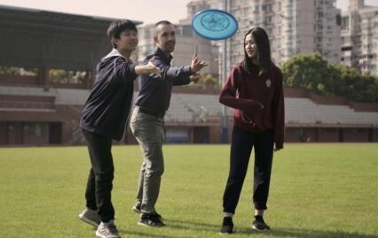 美国诺科学校飞盘社团活动