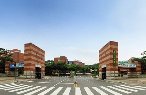启明文化大学