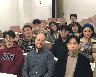 山东科技大学外国语学院