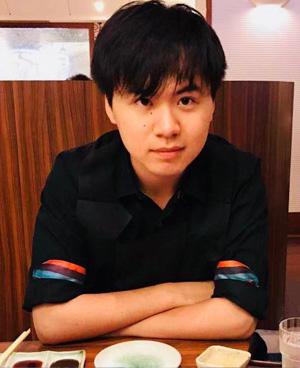 李秉东