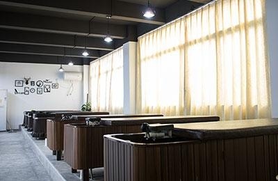 美发洗护区