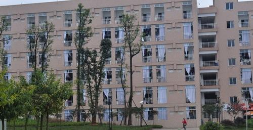 四川财经职业学院怎么样、好不好