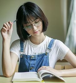 1对1入学测评，专属学习规划