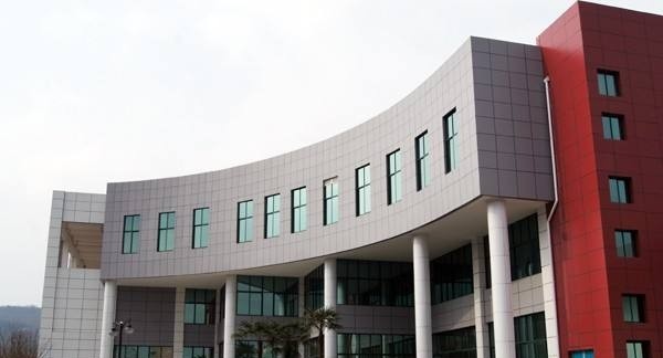 四川江油工业学校招生办